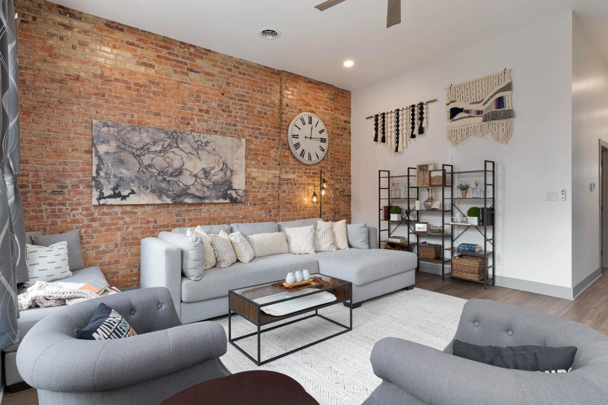 Spacious Luxury Apt In Historic Downtown - Oh Amish Country Millersburg Exteriör bild